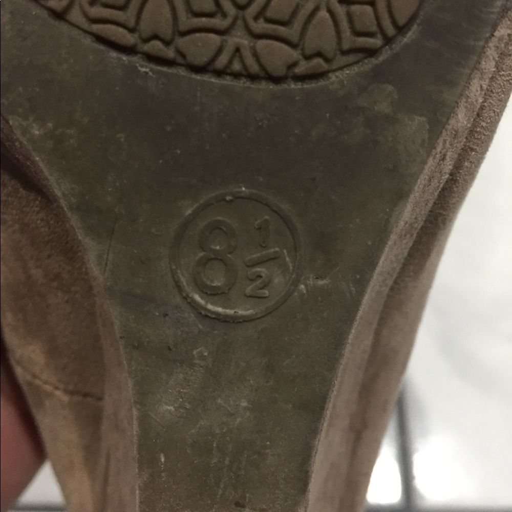 Nude Wedges - Picture 5 of 5